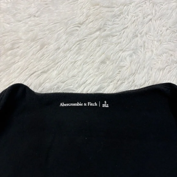 Abercrombie & Fitch The Ava Top Black - Picture 3 of 4